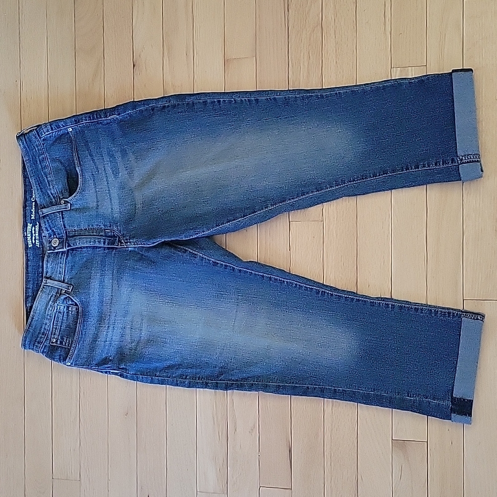 Signature by Levi Strauss modern capri jeans size 14